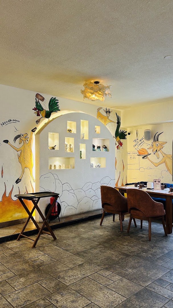 Nati Republic: restaurant interior and atmosphere
