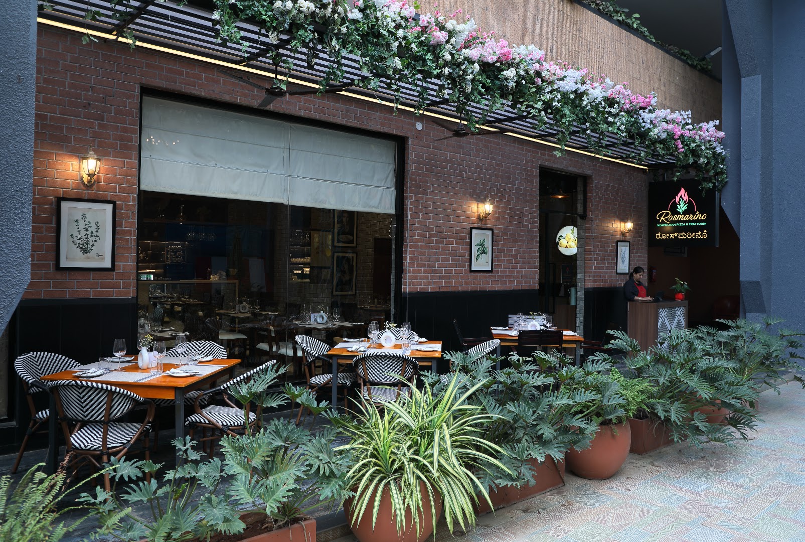 Rosmarino: attractive, professional exterior restaurant shot