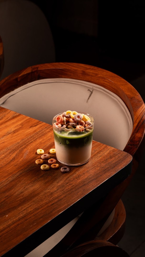 The Dual Room: appealing, professional drink photography
