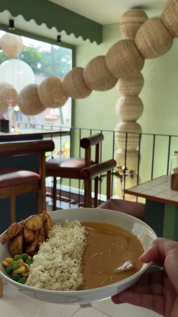 Cafe June: appetizing food and nice atmosphere