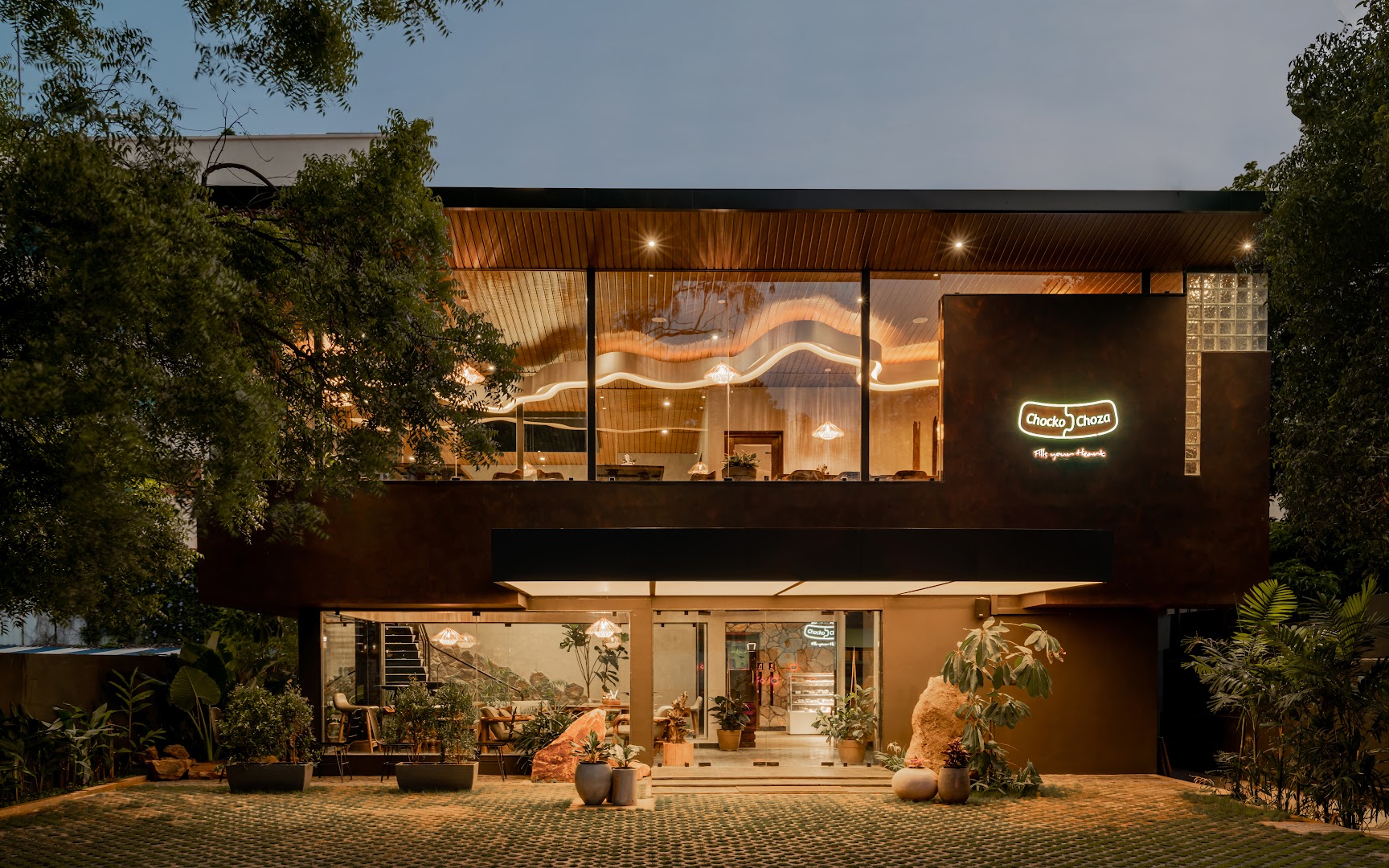 Chocko Choza: professional, high-quality exterior shot