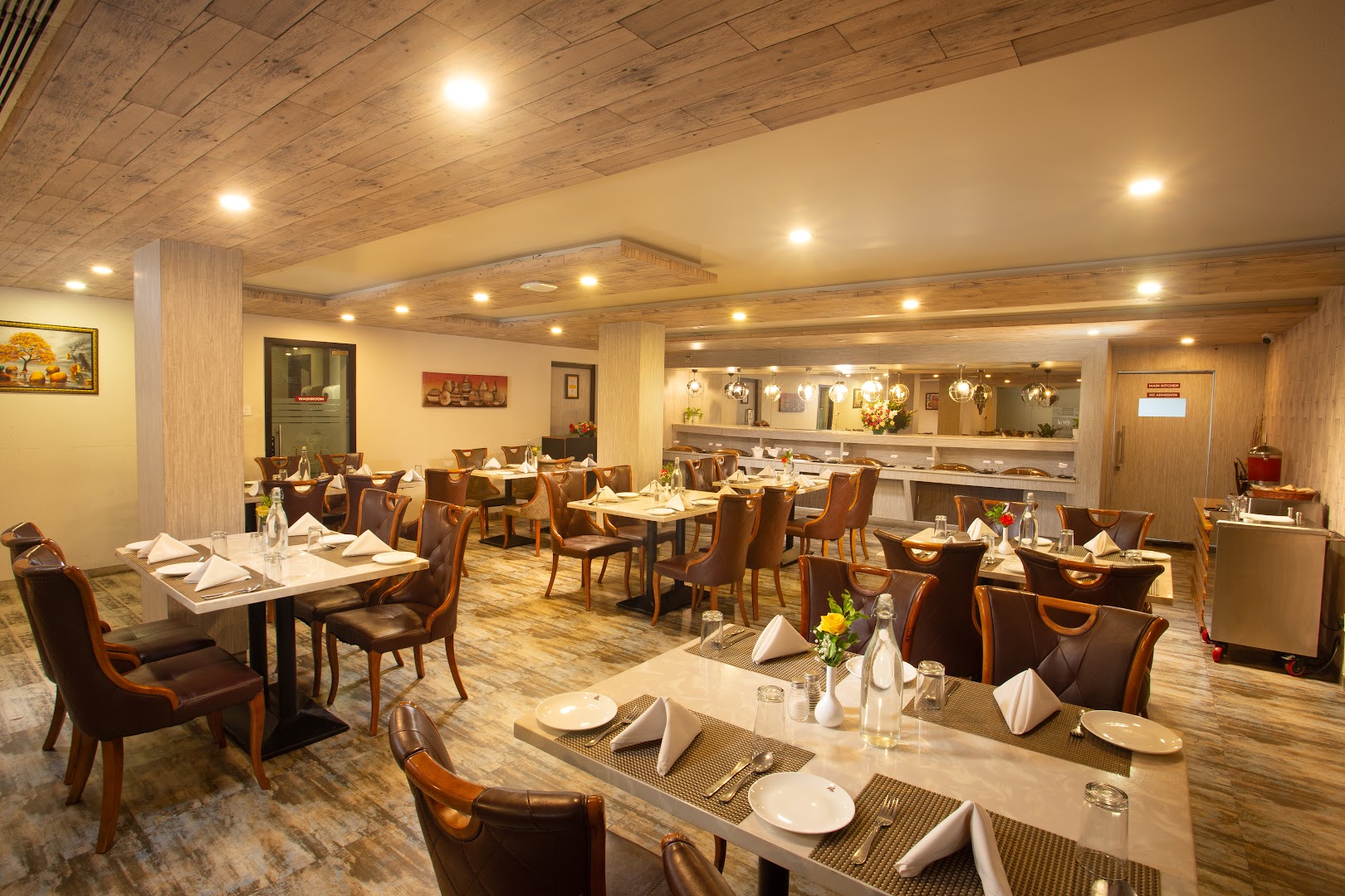 TGI SPS Grand: professional photo of hotel dining