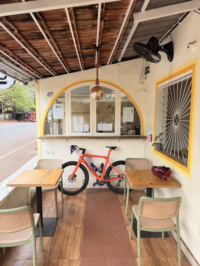 Riot Coffee: inviting and clean venue photo