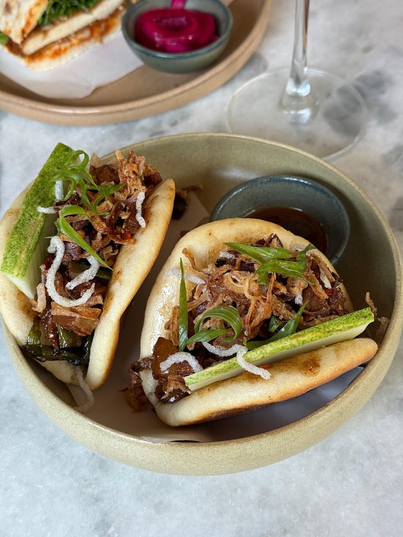 The Nova Sandwich Shop: appetizing, high-quality food photography
