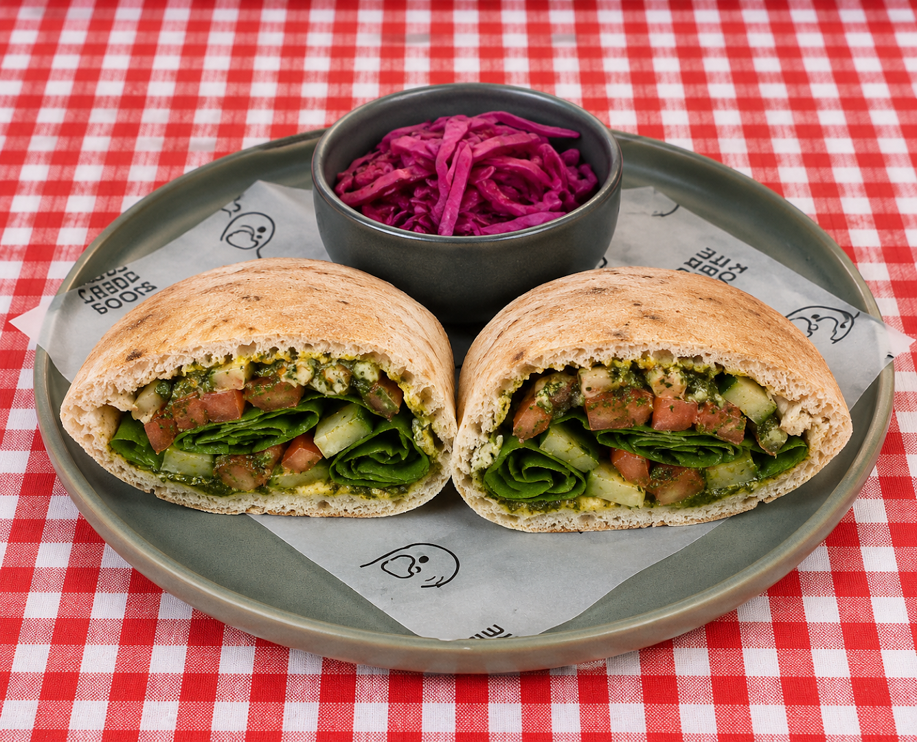 The Nova Sandwich Shop: appetizing, high-quality food photography