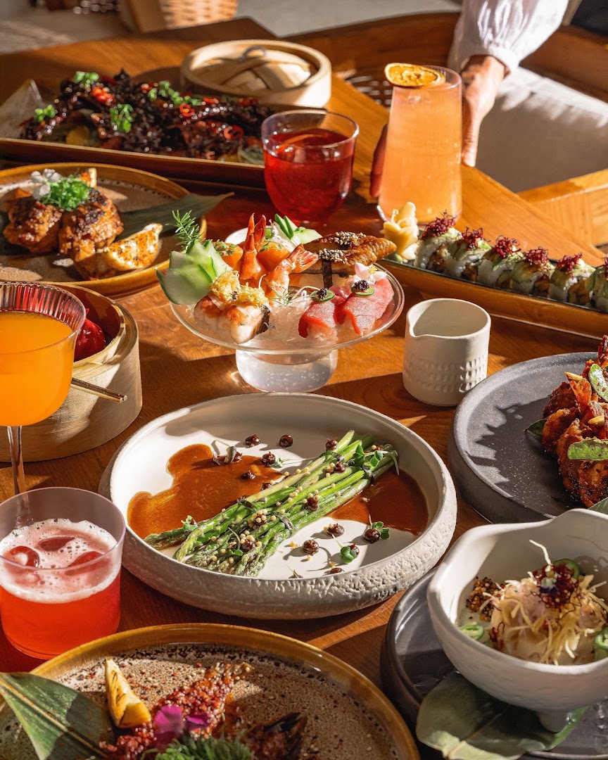 Akina: high quality, appetizing food photography