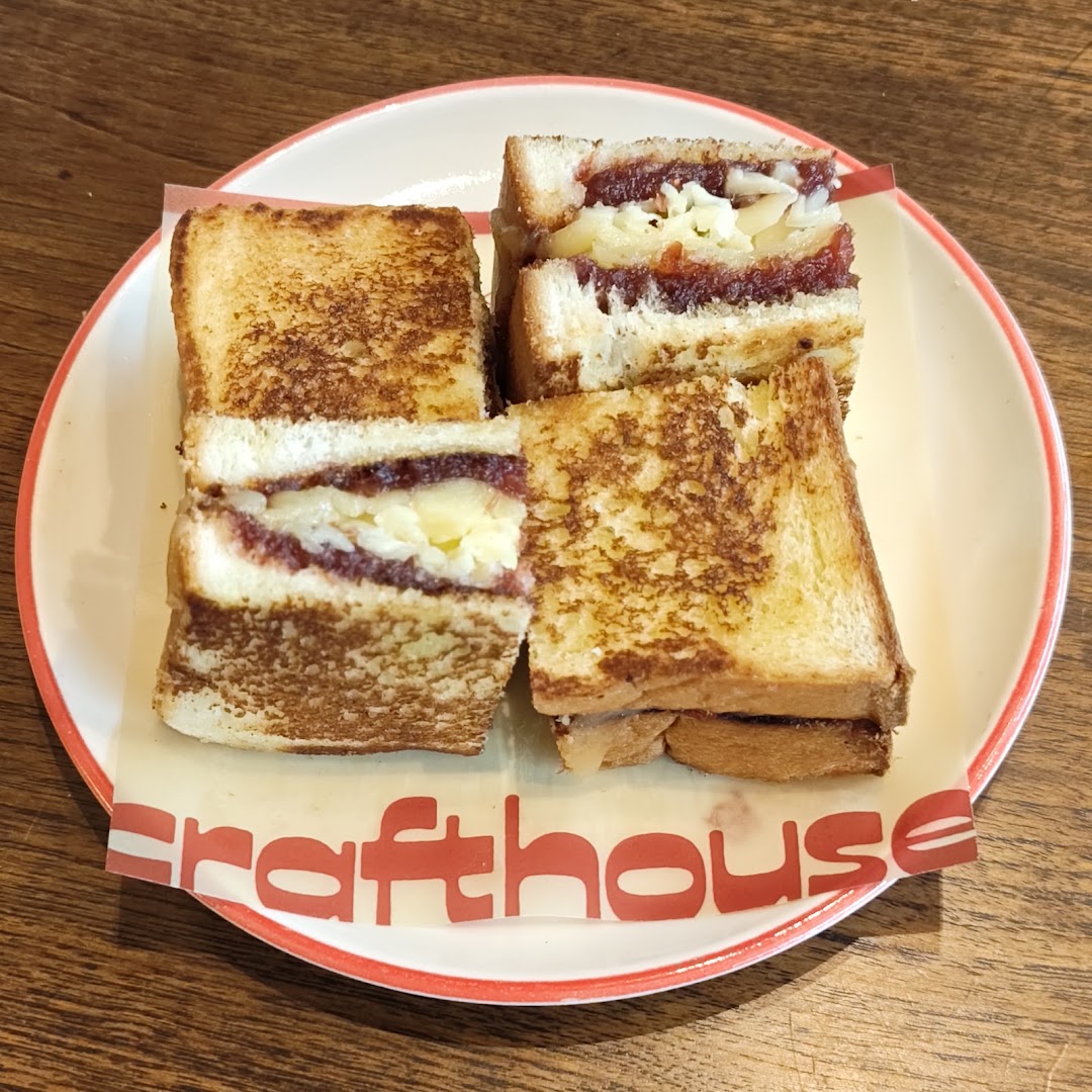 Katha Crafthouse: appetizing photo of served food