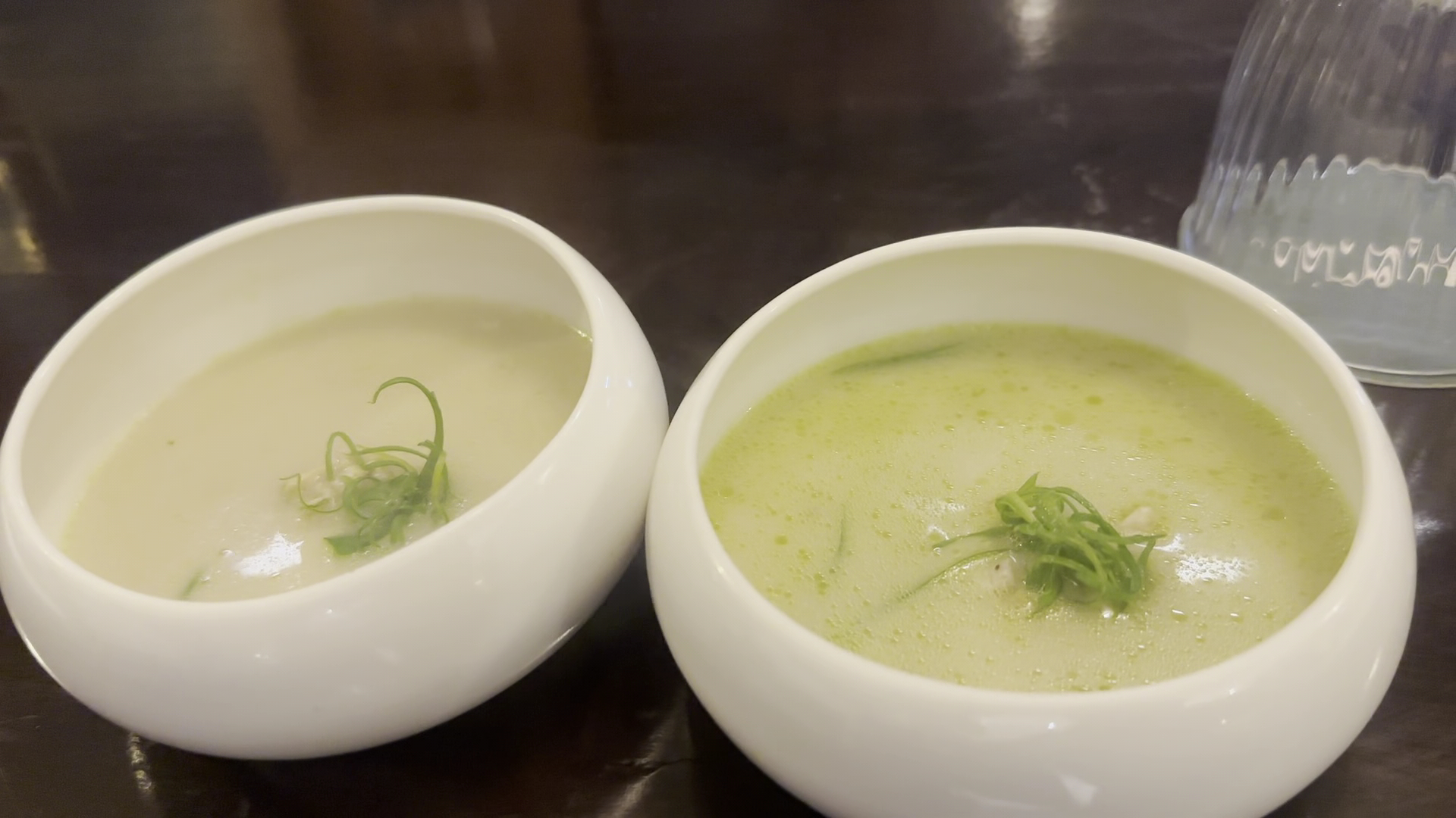 Tuya: appetizing food presentation