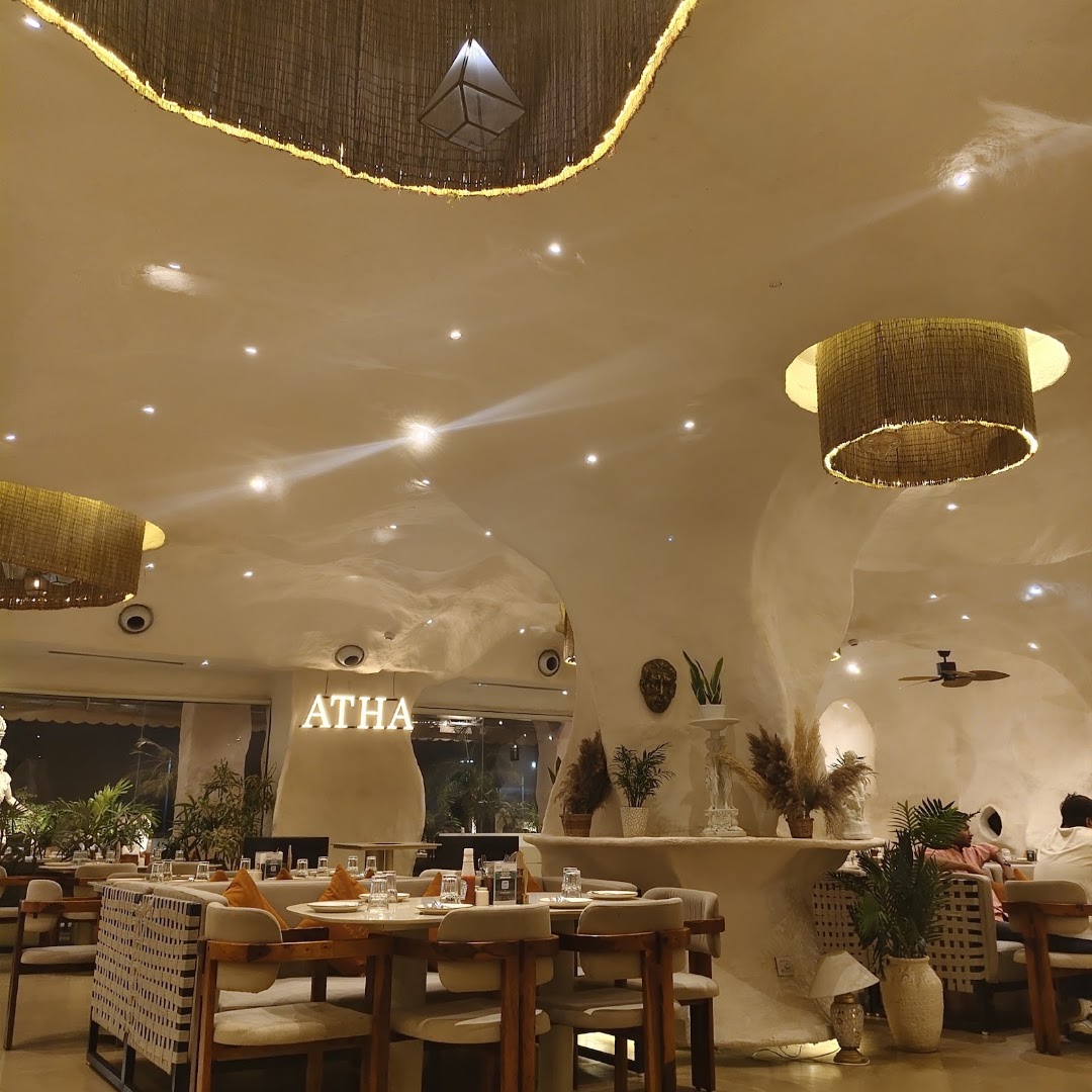 Atha: beautiful interior atmosphere and lighting
