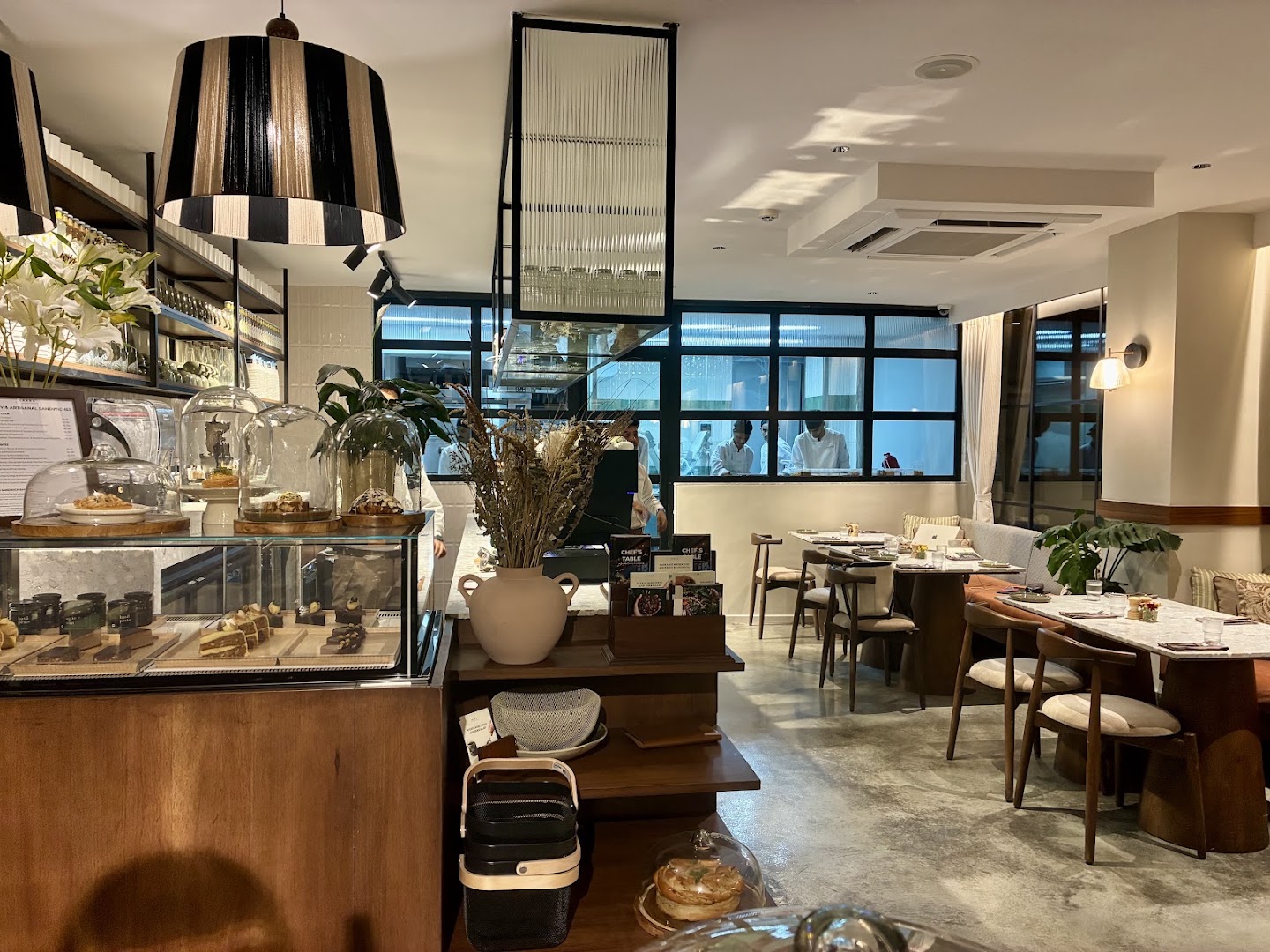 The Edit: inviting and professional interior shot