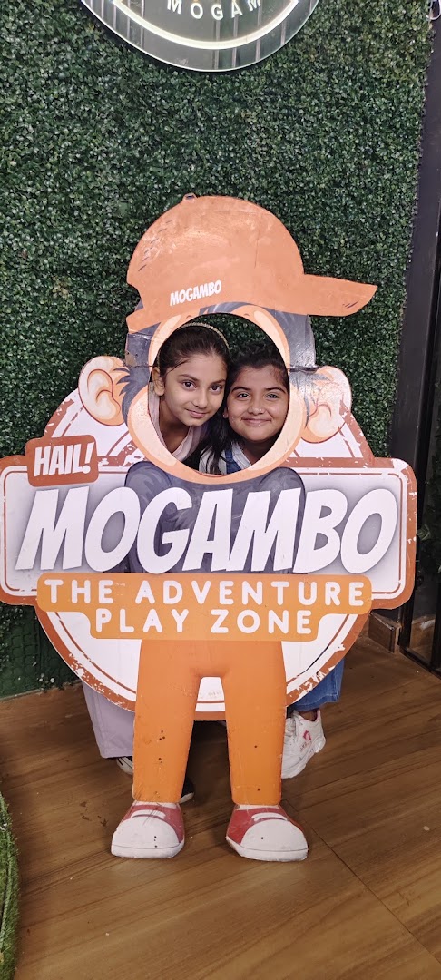 Hail! Mogambo: visitors enjoying the venue