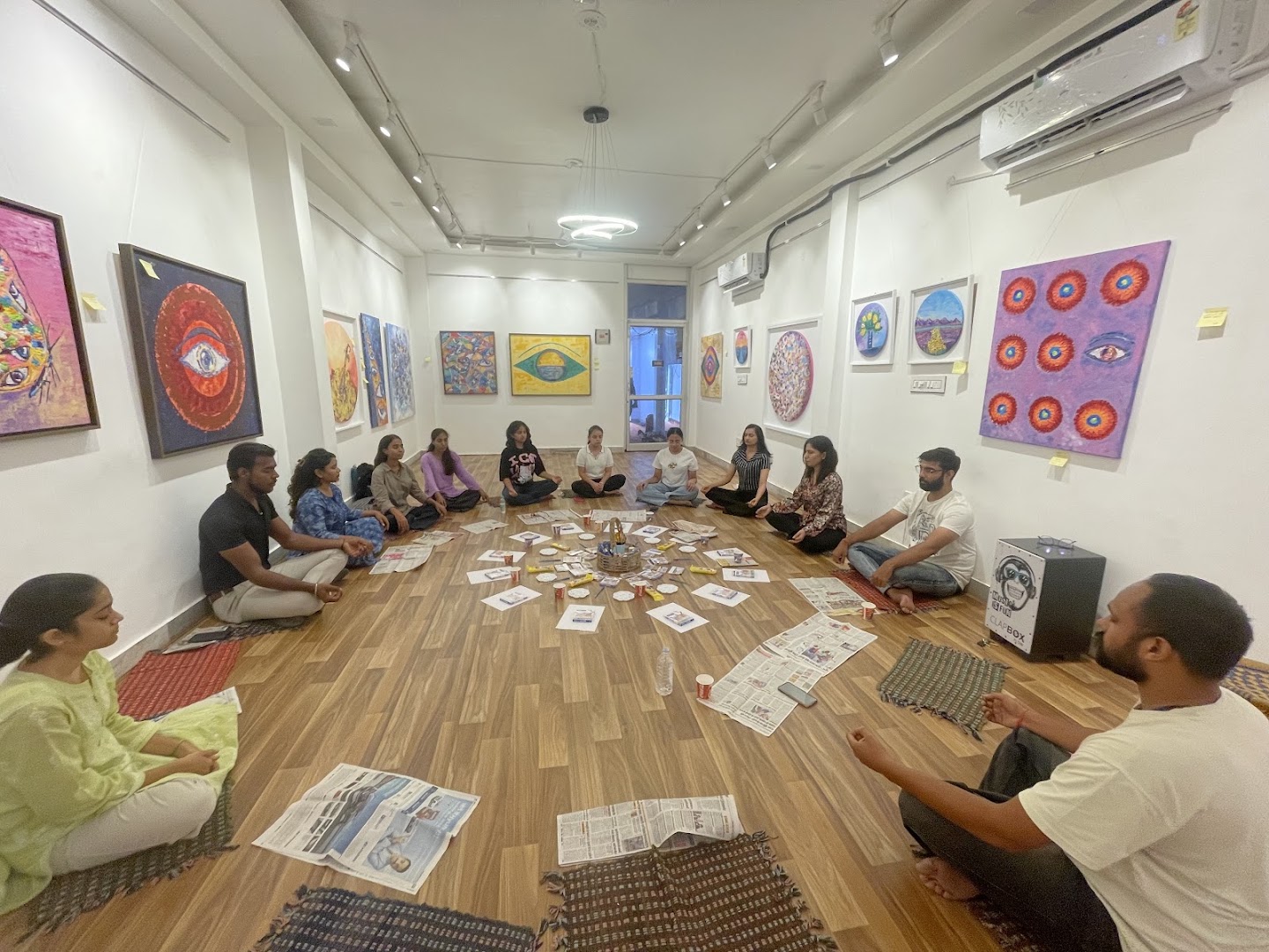 Pinaaki Art Centre: gallery event and atmosphere