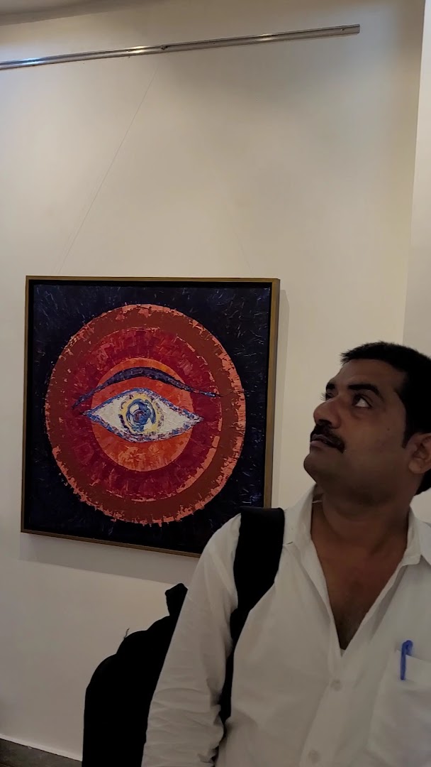 Pinaaki Art Centre: visitor engaging with gallery artwork