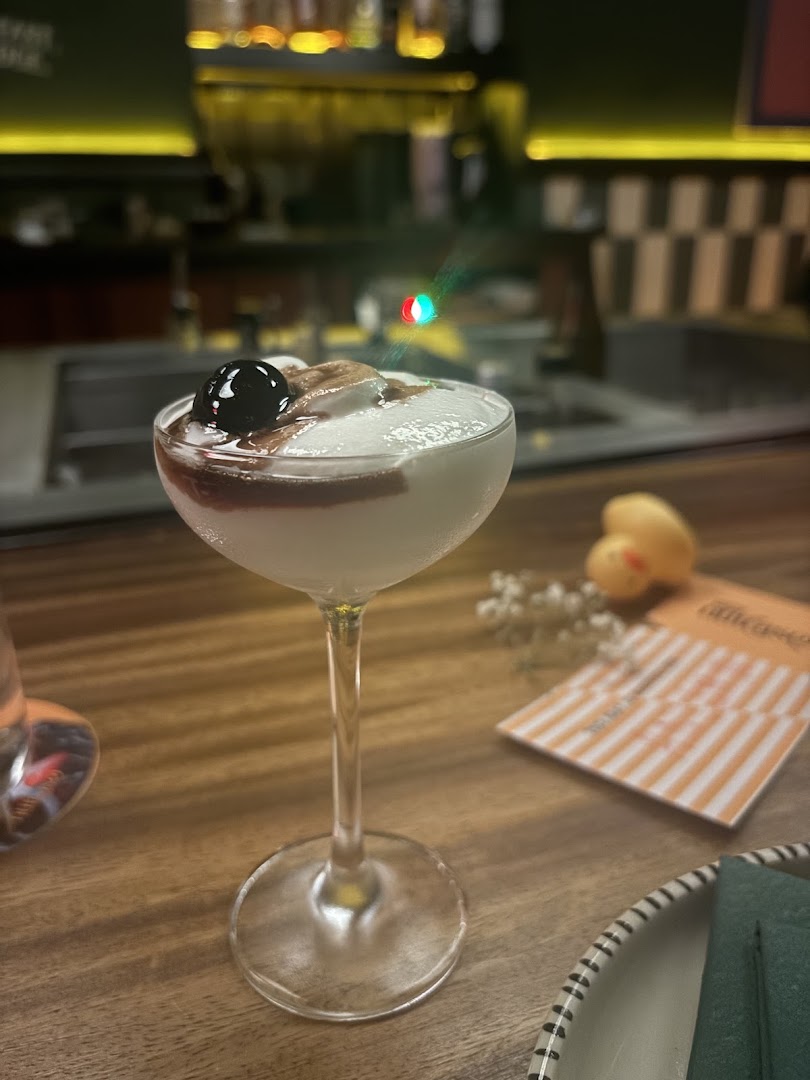 Nutcase Etc.: high quality cocktail photo