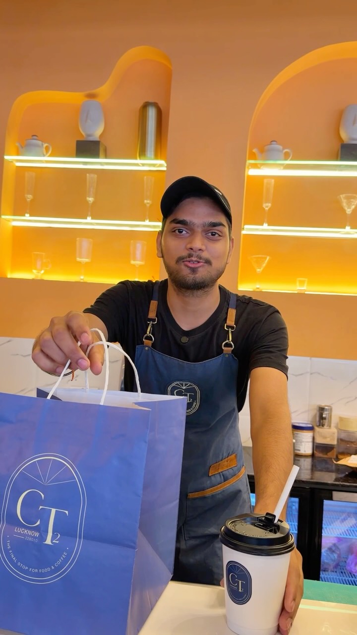 Coffee Terminal CT2: professional staff photo with branding