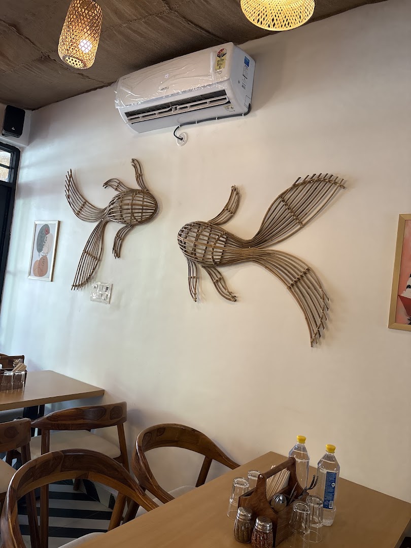 Feeka Cafe: pleasant cafe interior atmosphere