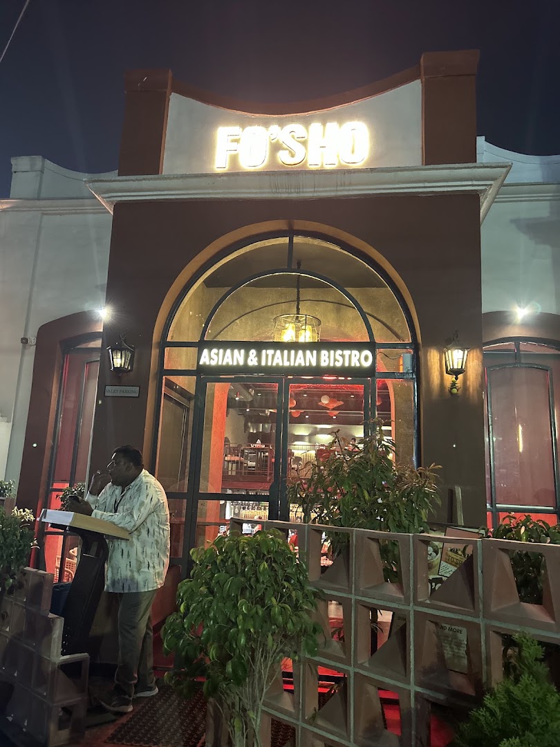 Fo'sho: clear, professional exterior restaurant shot
