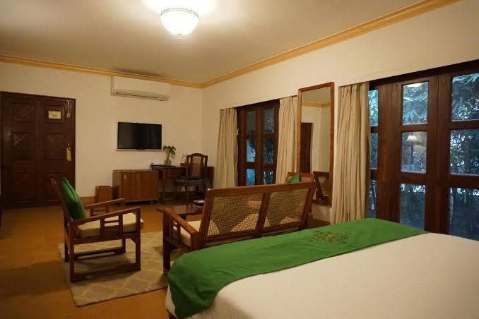 Saraca Hotel Lucknow: clear, professional hotel room photo