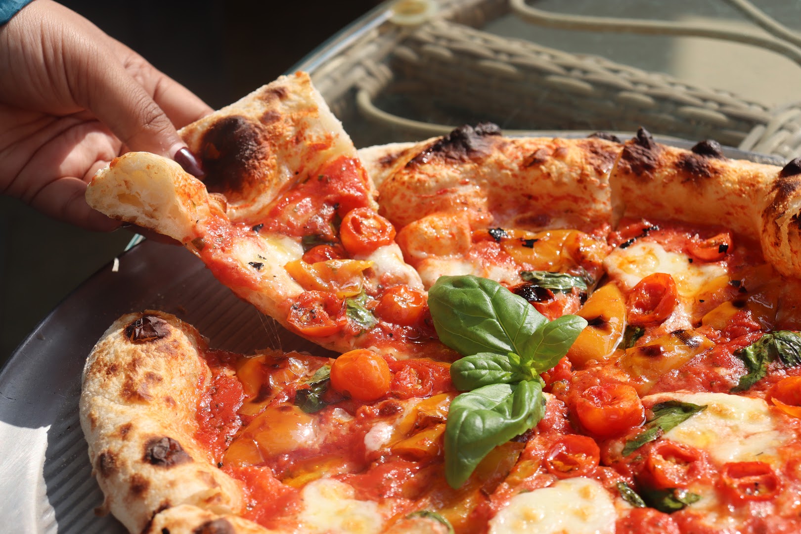 Zolocrust: appetizing, high-quality food photography