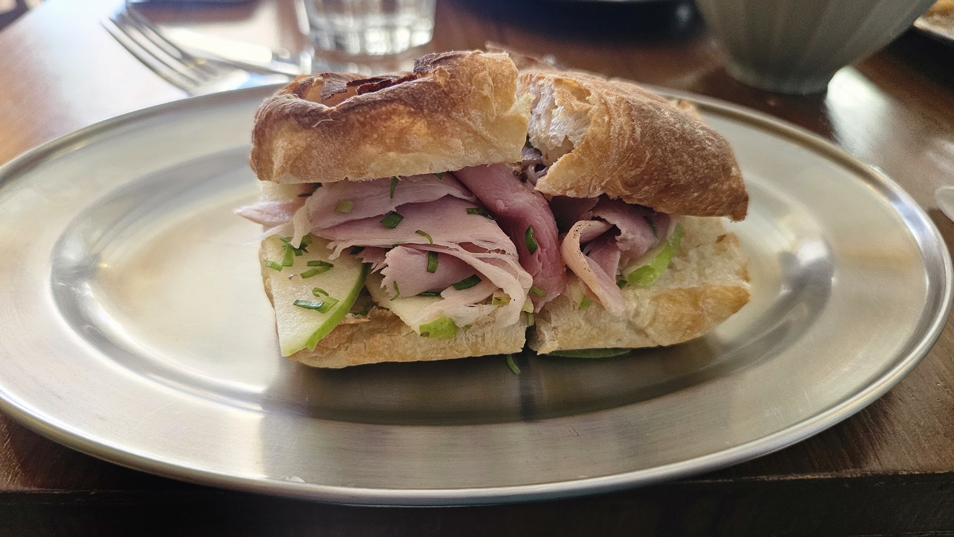66 Chuim: appetizing, clear photo of food