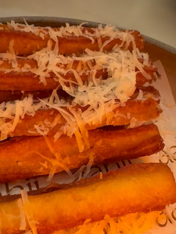 Aahii: appetizing photo of restaurant food