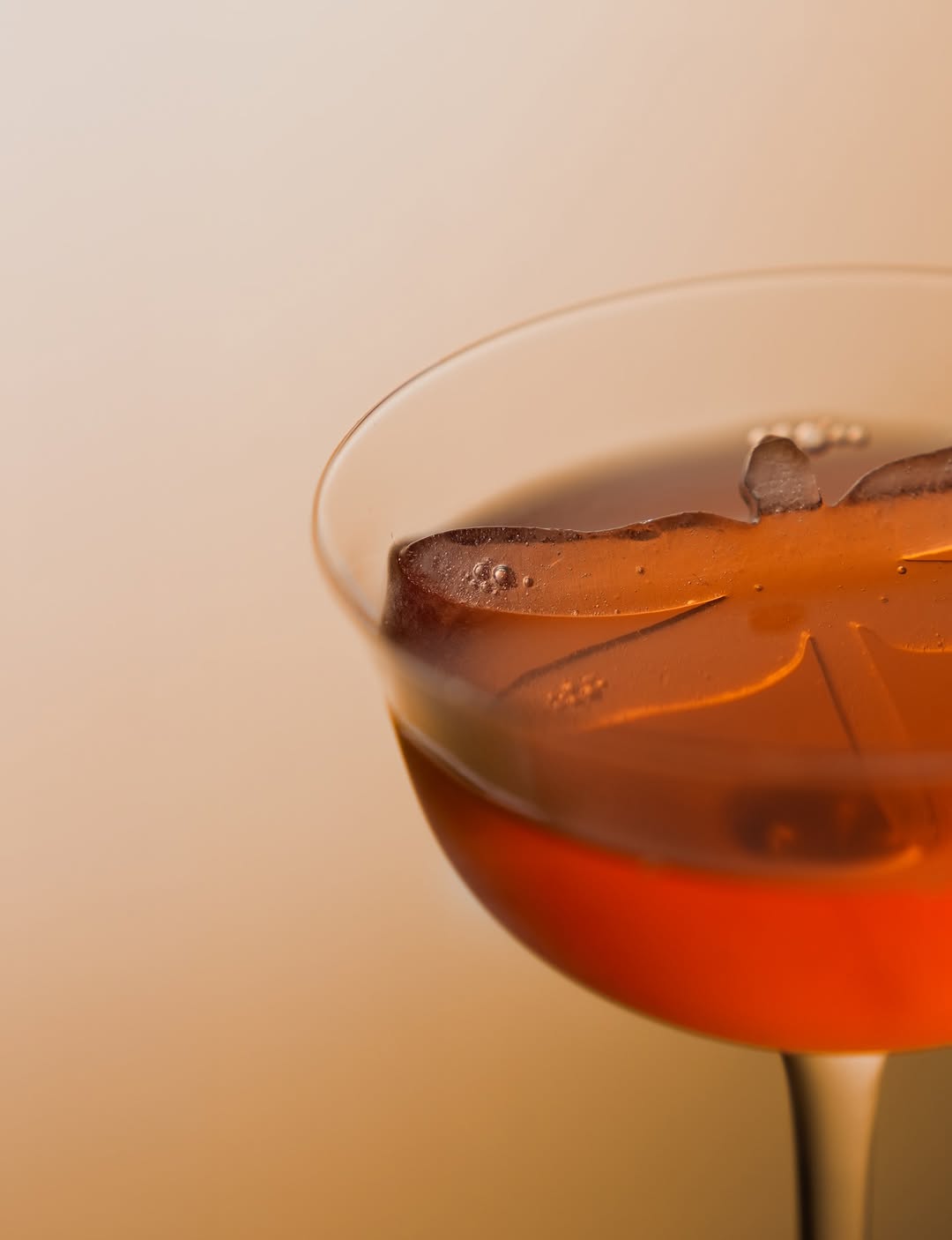 Bare Bombay: professional, high-quality cocktail photography