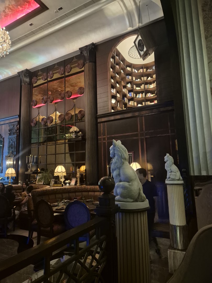 Bodega39: attractive venue interior atmosphere