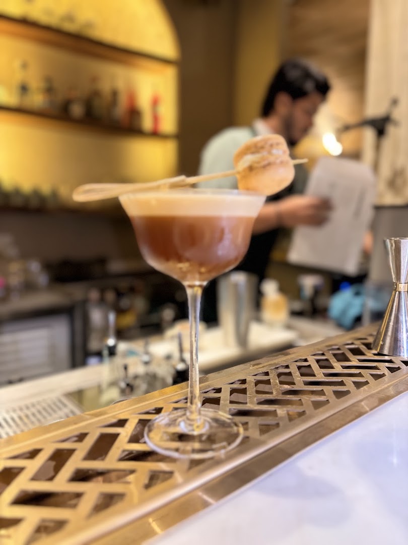 Call Me Sofia: high quality cocktail presentation