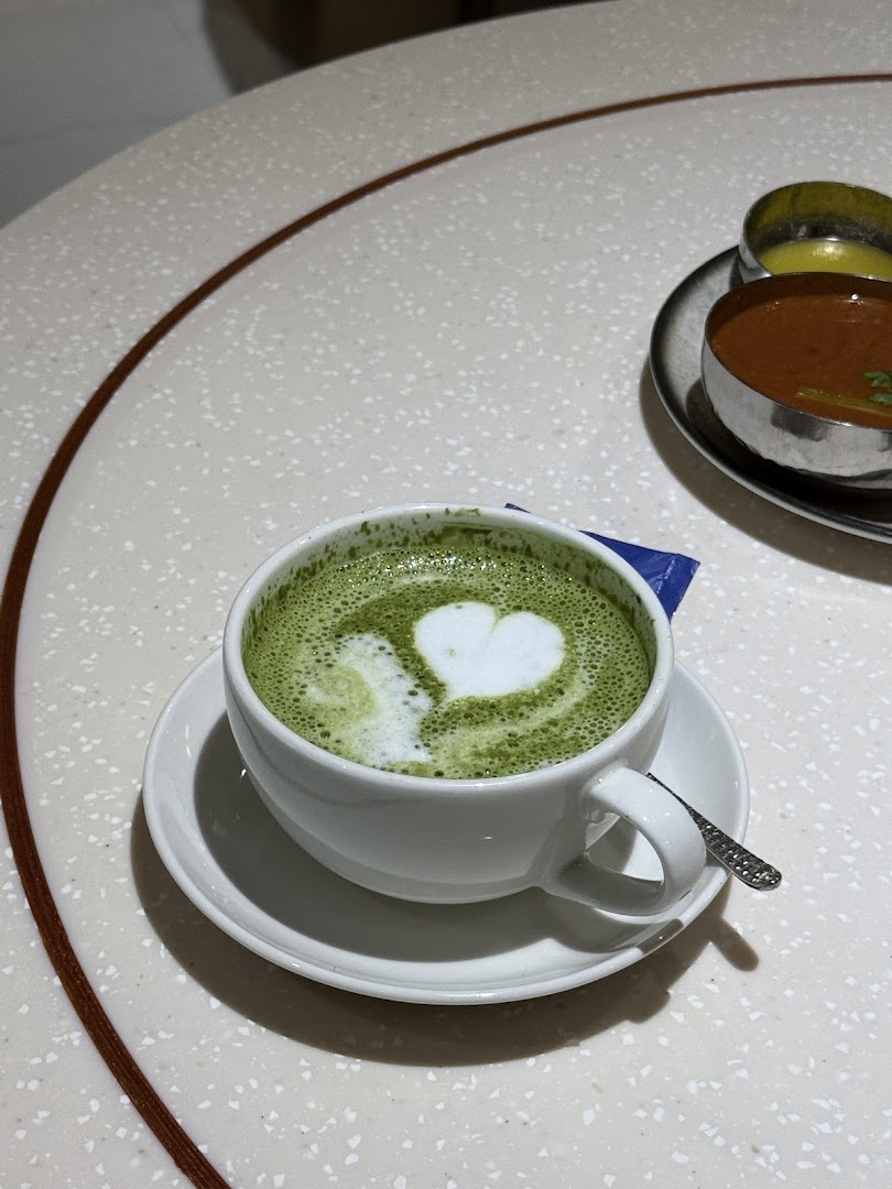 Devangere Benne: appetizing photo of served drink