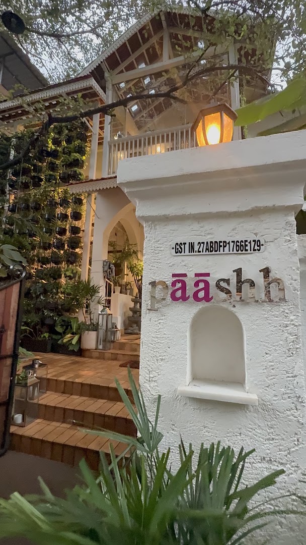 Paashh: attractive exterior shot of venue