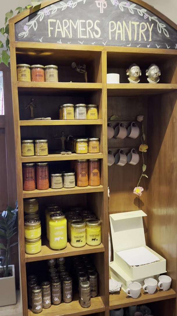 Paashh: products sold at venue