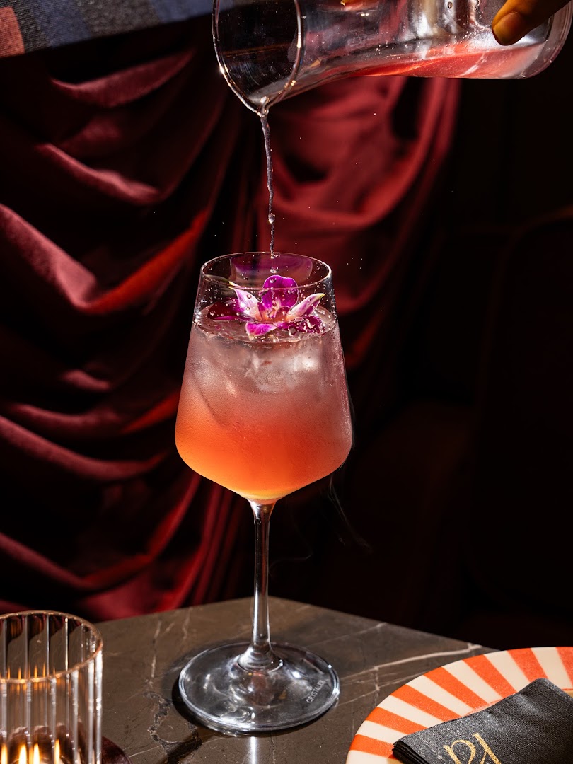 Papi: professional high-quality cocktail photography