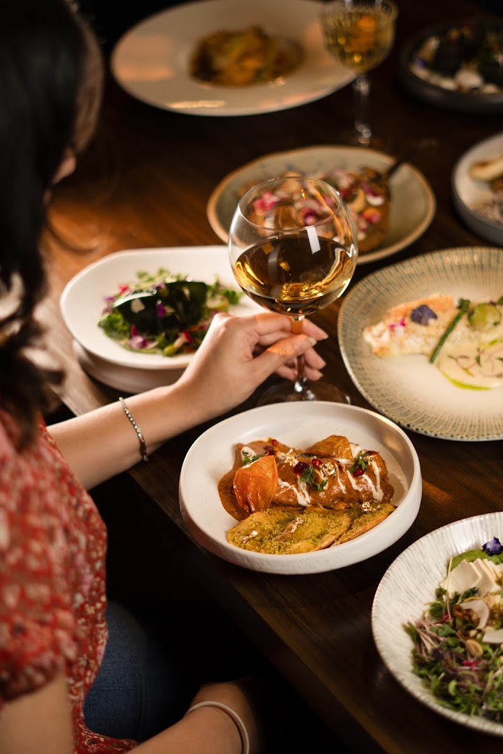 Solaire: high quality appetizing food photography