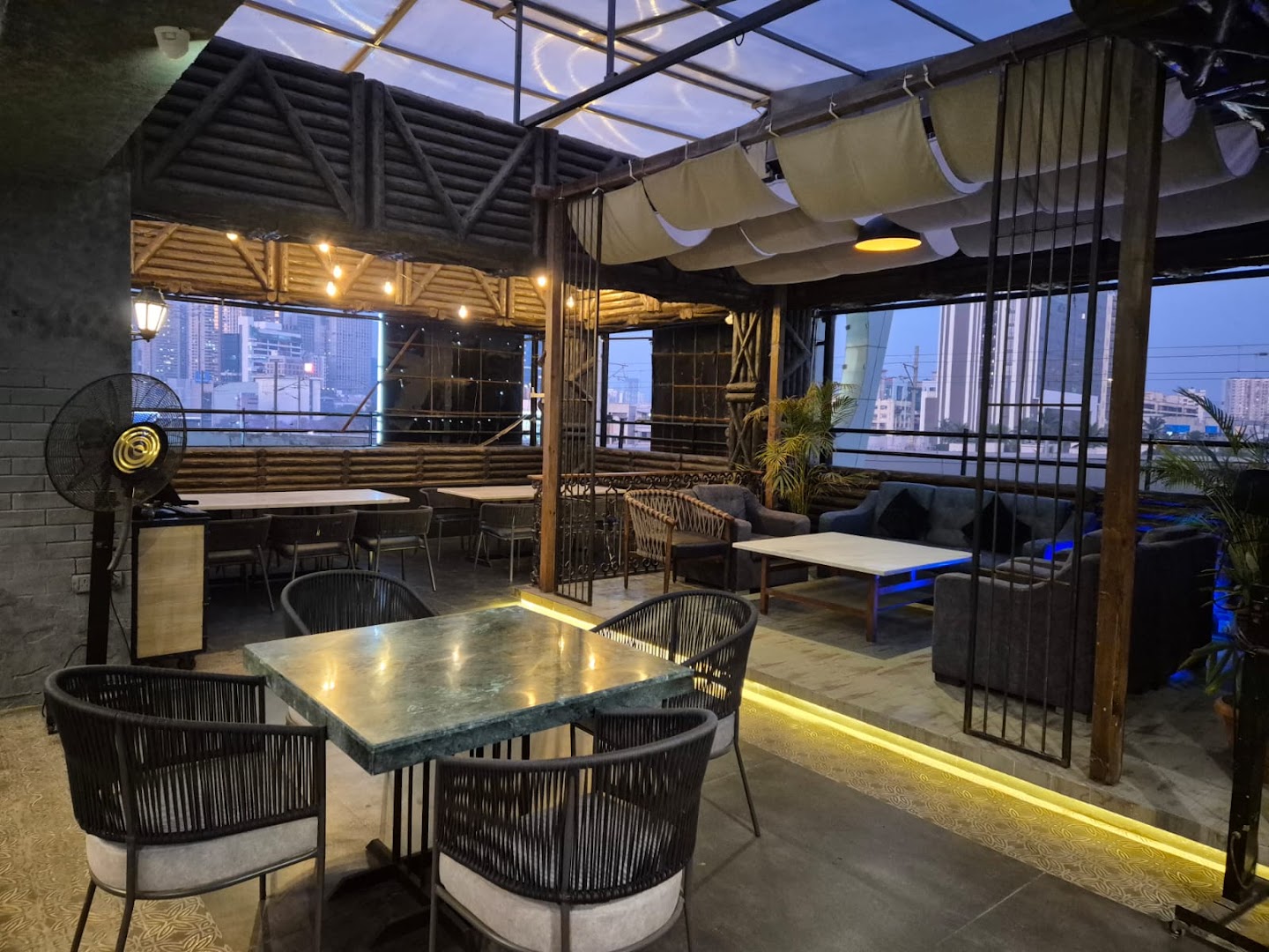 The Drunch Club: attractive and inviting venue atmosphere