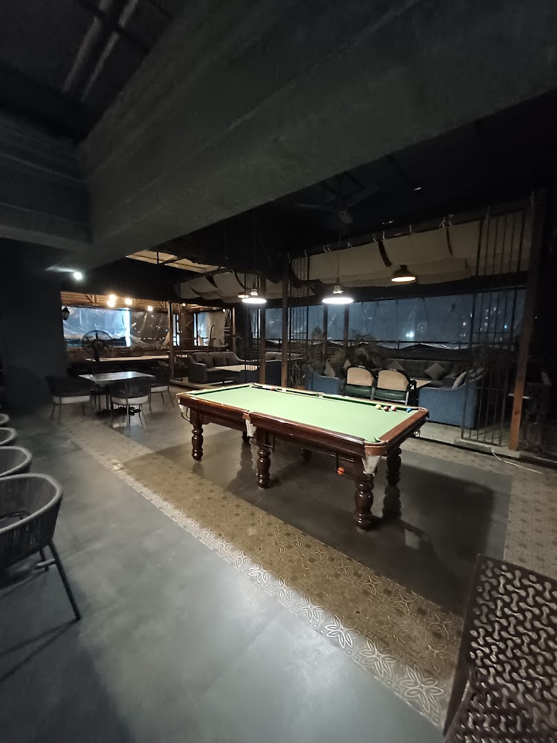 The Drunch Club: venue atmosphere and interior