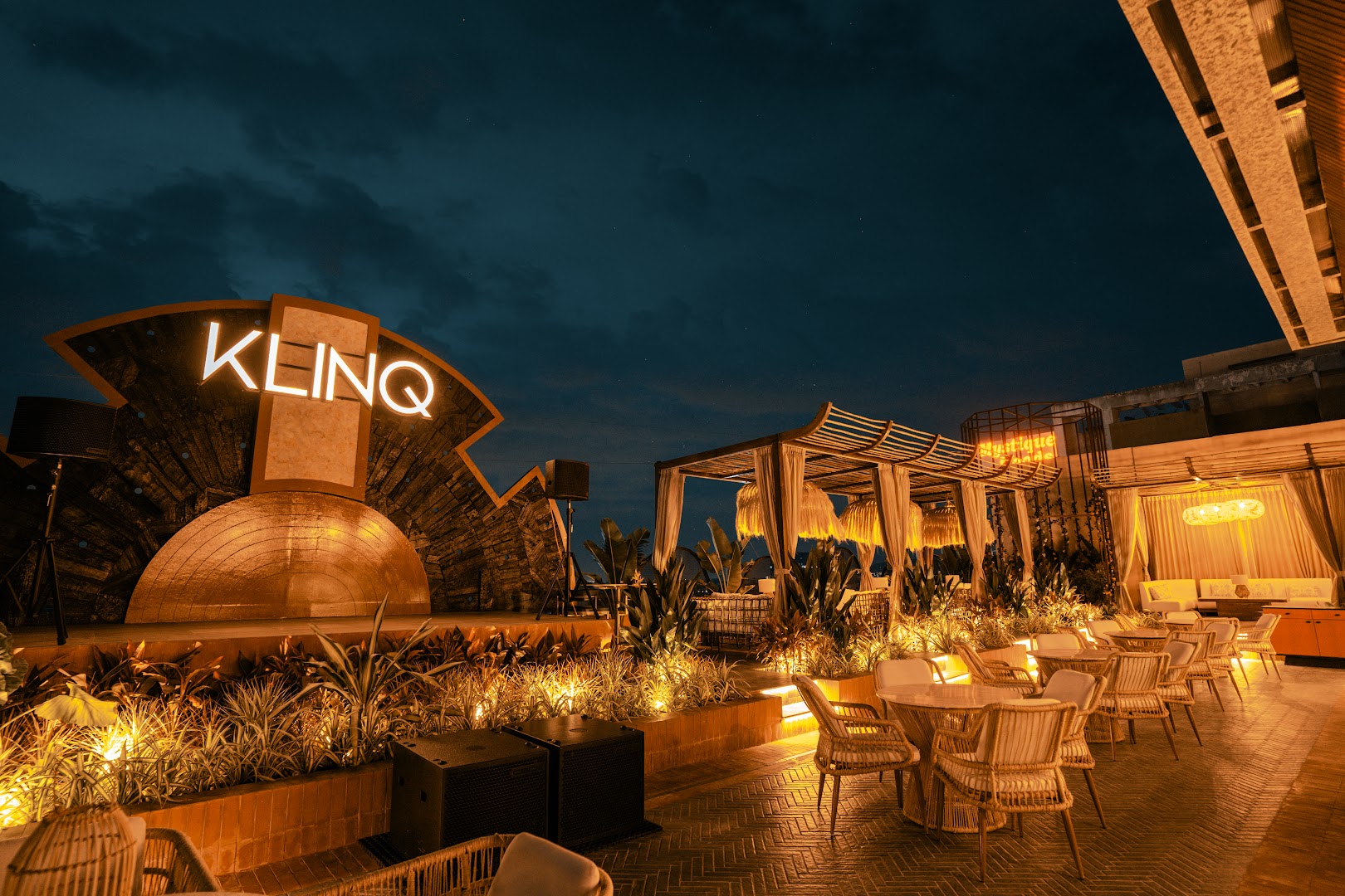 Klinq: high quality atmospheric venue shot