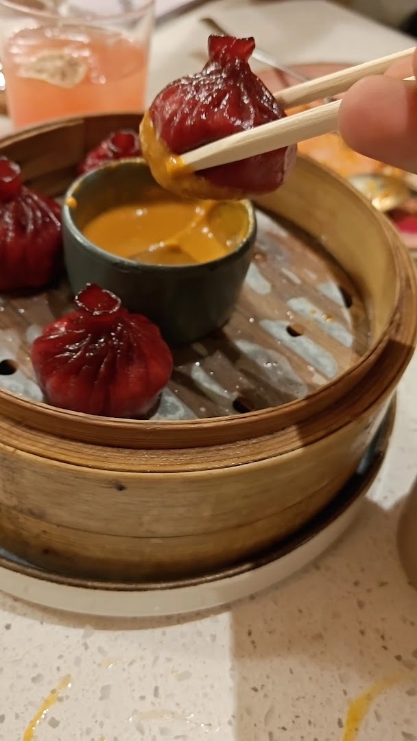 one8 Commune: appetizing food photography