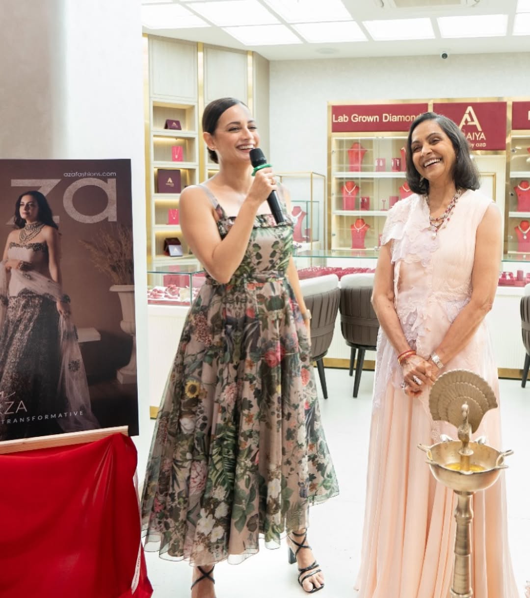 Aza Fashions: professional event photo at shop