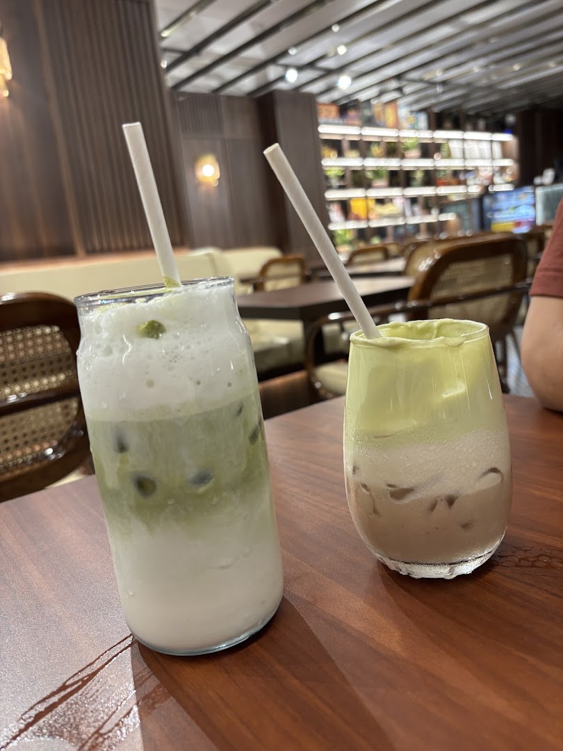 GARICOCO: appetizing photo of restaurant drinks