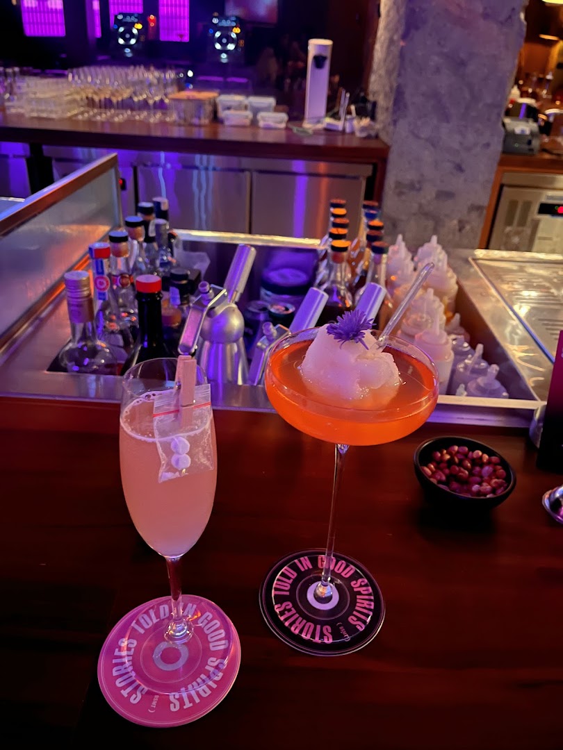 BSMT: high quality cocktail bar photo