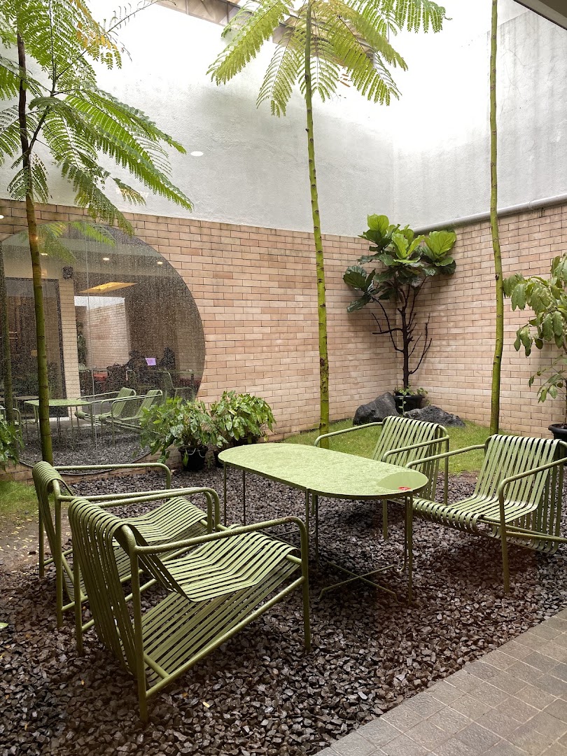 Habitaas: attractive and inviting outdoor seating