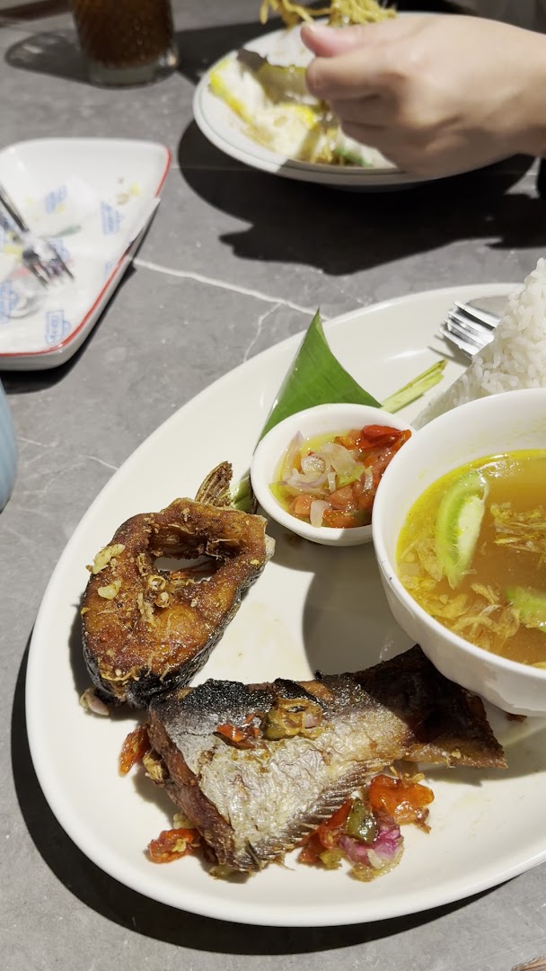Madam Hoek: appetizing photo of restaurant food