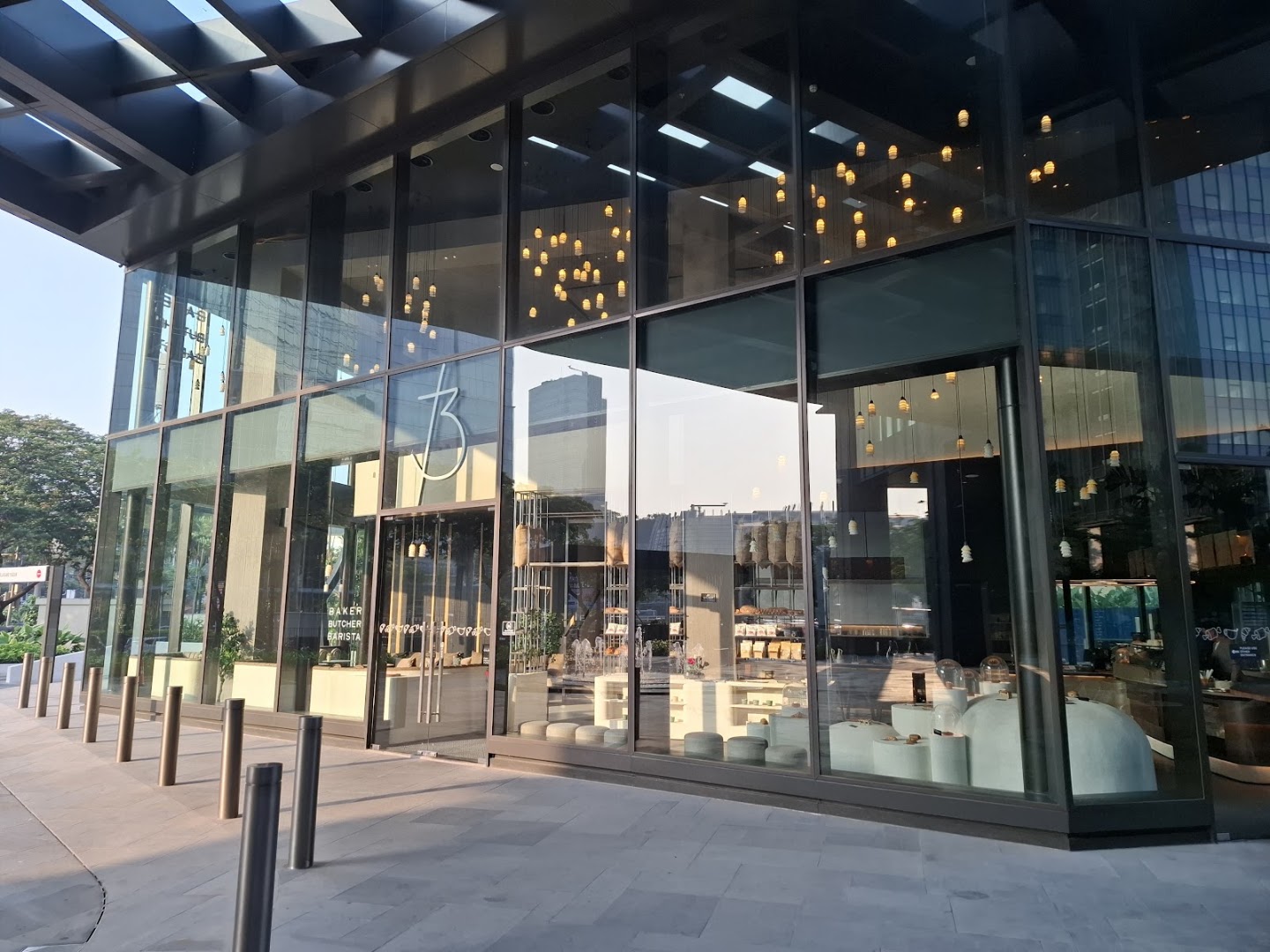Baker Butcher Barista: professional exterior shot of venue