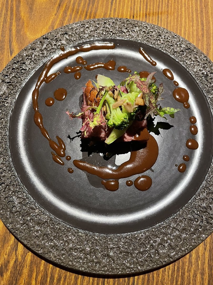 Charkoal Jakarta: appetizing, high-quality food photography