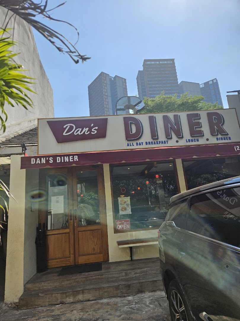 Dan's Diner: clear exterior shot of venue