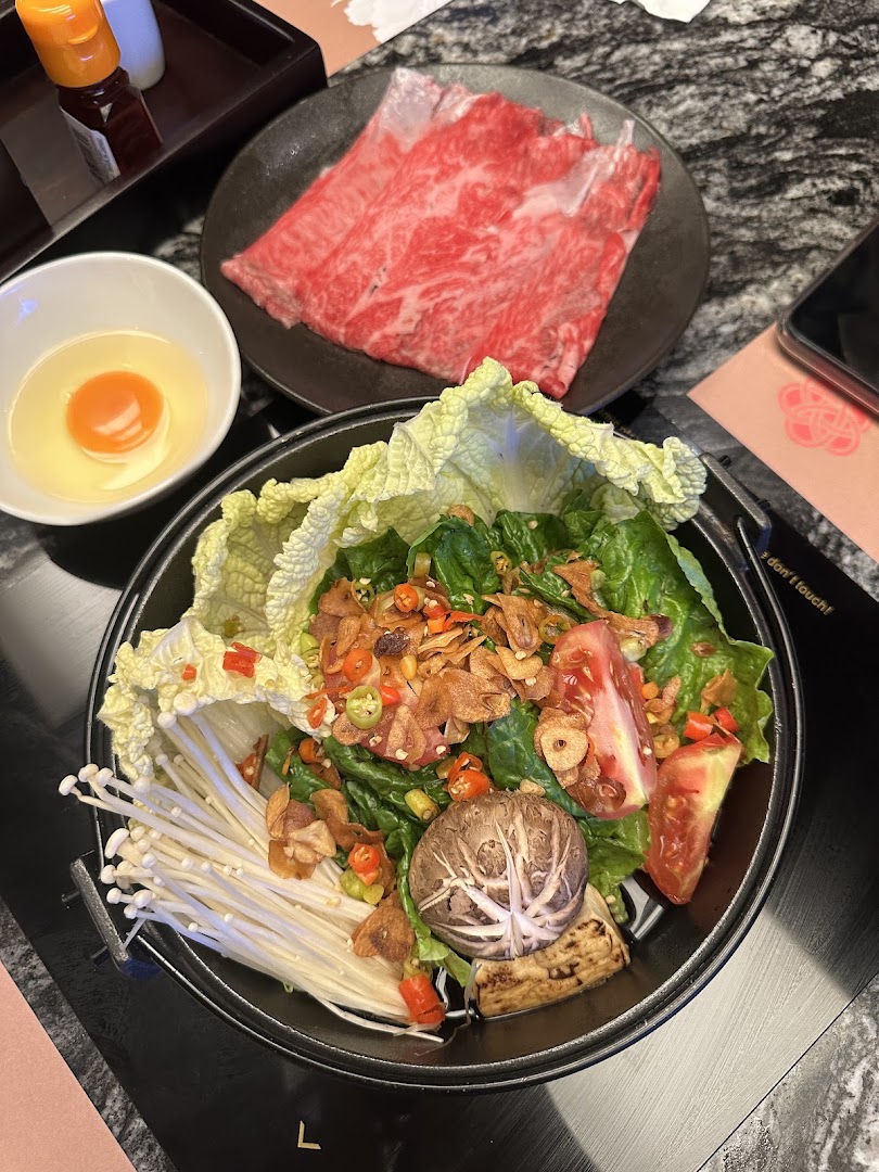 Gokuniku: appetizing photo of restaurant food