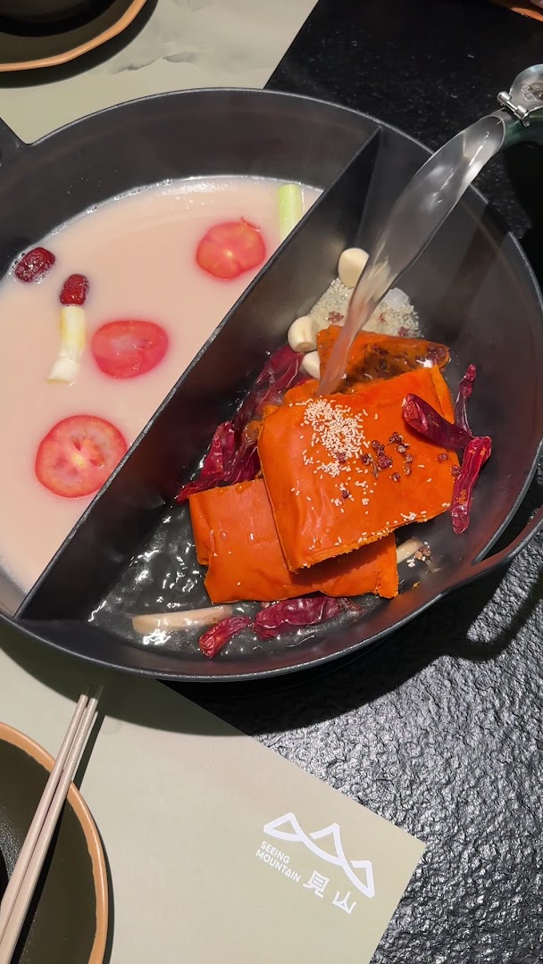 Jansan Restaurant: appetizing food preparation shot