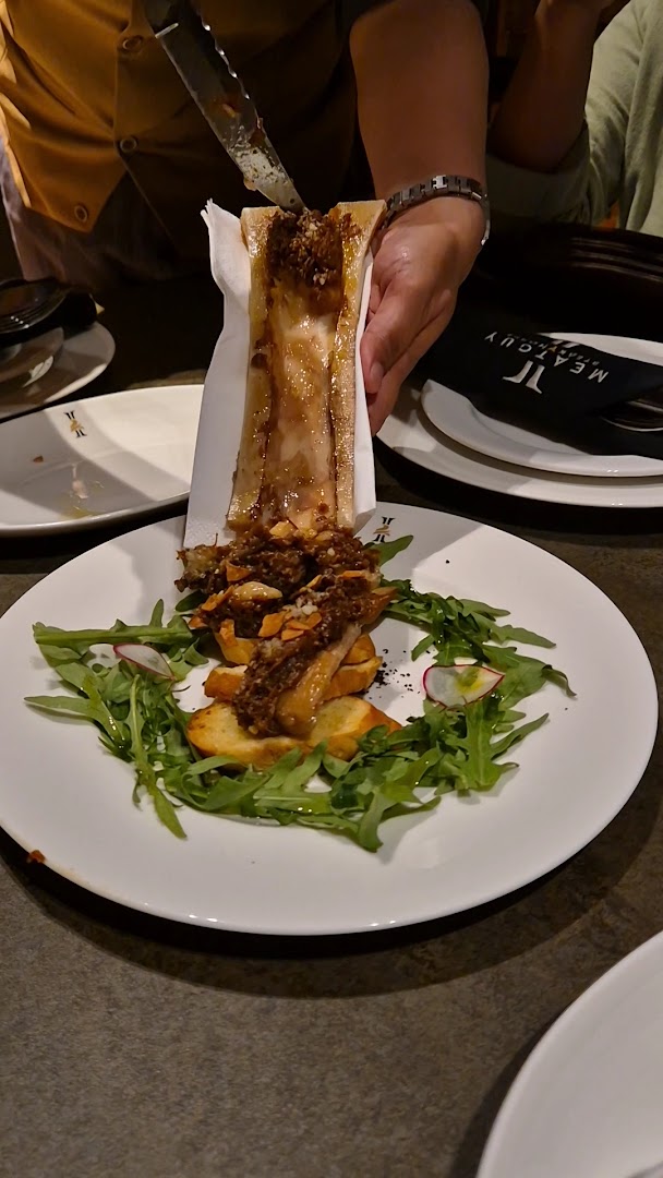 Meatguy Steakhouse II: appetizing food presentation and service