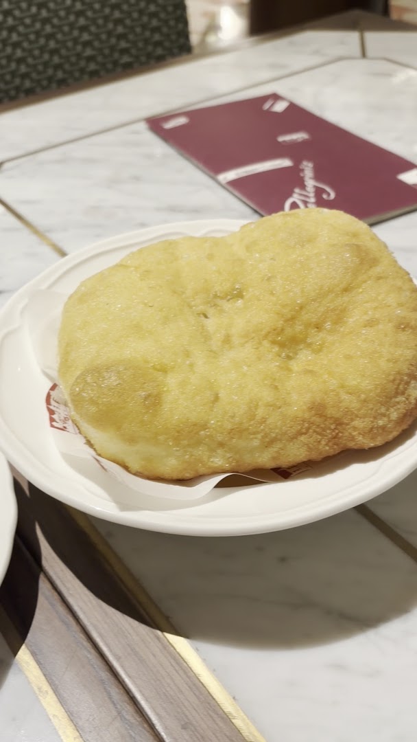 Pellegrini's: appetizing photo of restaurant food