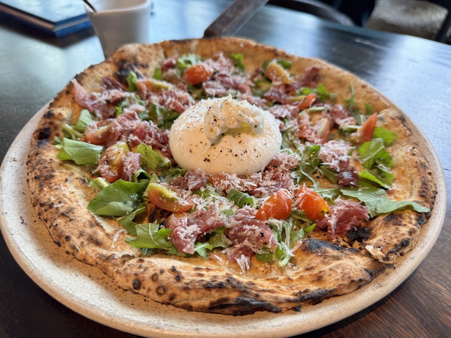Pizza 4P's Indonesia: appetizing, high-quality food photography
